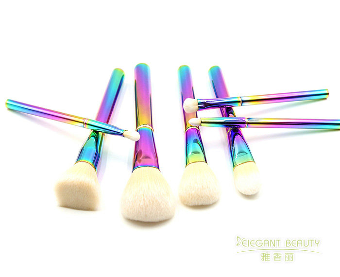定制化妝刷需要多長(zhǎng)時(shí)間制作？
